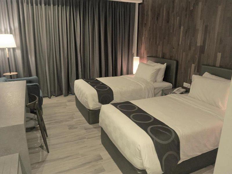 ג'ורג' טאון Frame Hotel מראה חיצוני תמונה